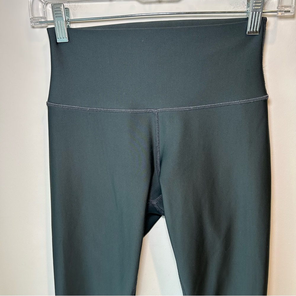 Alo Yoga High-Waist Airlift Legging Full Length Grey Size Small - Picture 4 of 13